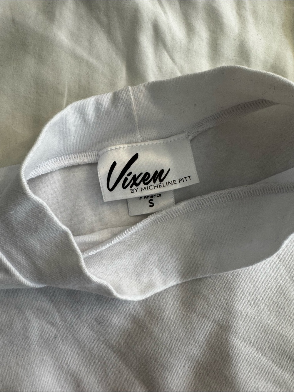 Vixen by Micheline Pitt White Mock Neck Top - Picture 4 of 7
